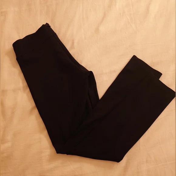 EUC Black BCBG MAXAZRIA Ankle Length Mid-Rise Leggings Ponte Pants S Back Zip - Picture 14 of 15